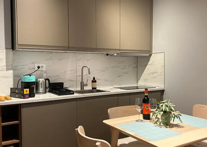 Nikolic 417 アパート *